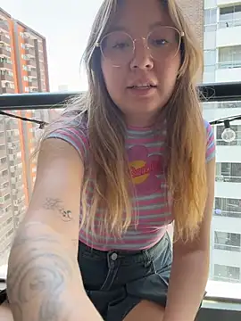 Darling XXX online show from July 21, 5:46 pm