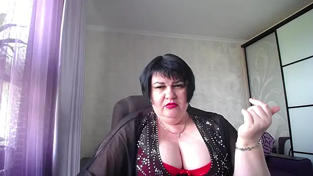JuicyLady Di online show from May 30, 11:52 am