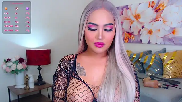 Playfull Mistress Savanna online show from October 26, 2:40 am