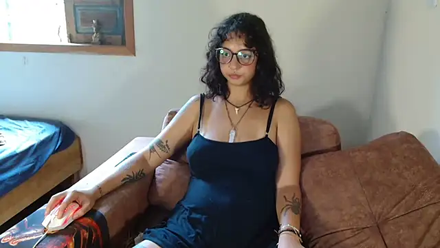 myamillor online show from January 19, 3:19 pm