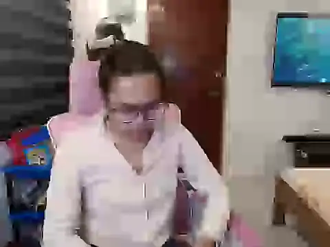 Your PrettyGirlxxx online show from March 14, 12:39 pm