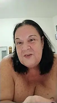 Yaya Mineira online show from June 28, 1:01 am