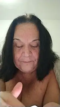 Yaya Mineira online show from June 7, 1:23 am