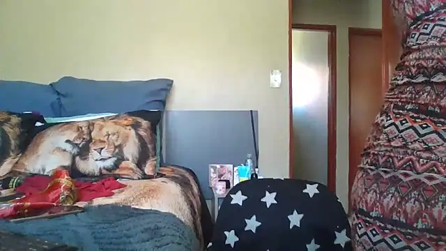 EbonySeductressx online show from October 22, 9:25 am