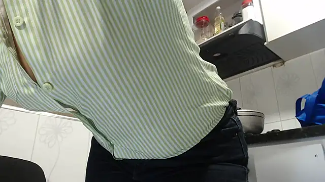 kateleyagrey online show from April 4, 7:23 pm