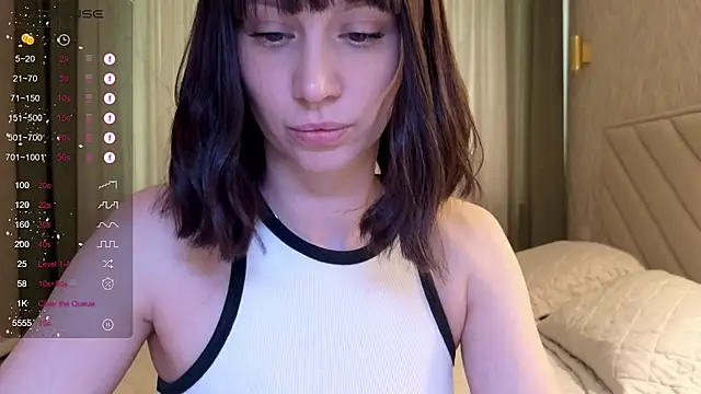 Alice Wonders online show from February 9, 9:00 am