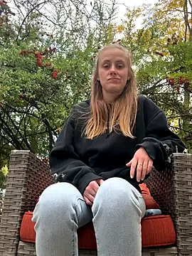 ClumsyLink online show from November 19, 11:38 pm