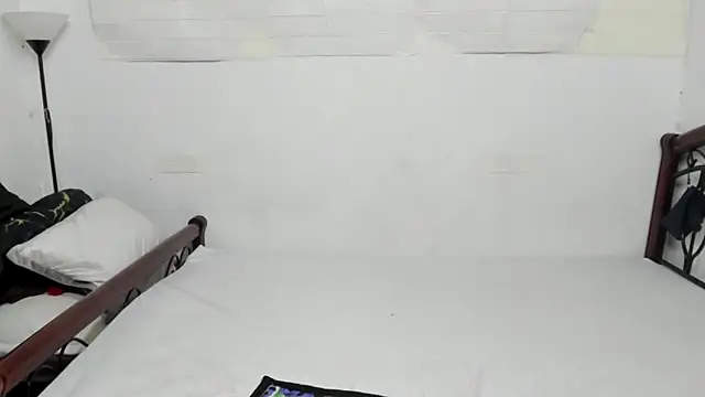 TS Cummer online show from April 9, 8:42 am