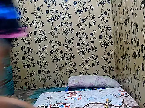 Snapshot of UrtemptationsMistress69 chatting on September 14, 9:56 pm UrtemptationsMistress69 online show from September 14, 9:56 pm