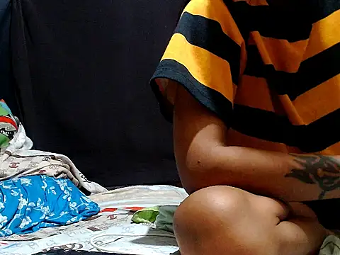 UrtemptationsMistress69 online show from June 25, 7:26 pm