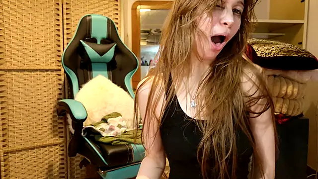 Miaelis online show from March 12, 11:07 pm