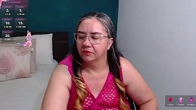 scaelettdubois online show from January 14, 1:21 am