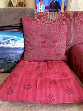 SHARONRodrig online show from April 10, 1:06 pm