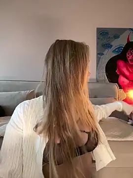 MariaTull online show from June 11, 4:26 pm