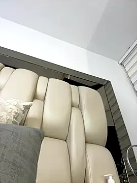 ALISSON FOXXX1 online show from September 24, 12:42 am