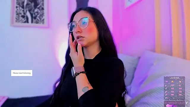 lucy neil online show from February 28, 3:28 am