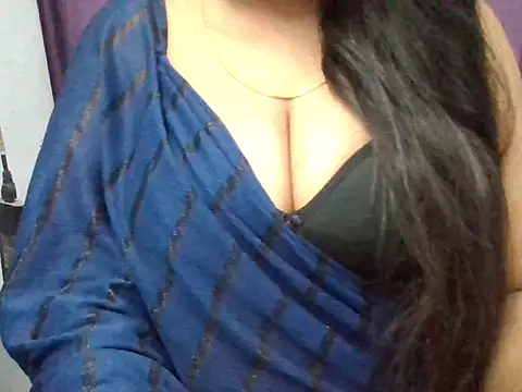 Shikha39 online show from November 14, 7:03 pm