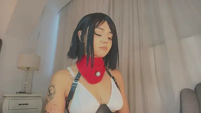 Emma Torres   online show from December 22, 12:41 pm