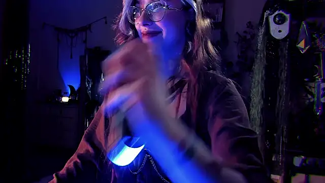 Scarlett Wanner online show from September 27, 8:05 pm