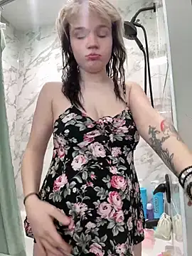 Cutiepiespanks online show from April 2, 2:20 am