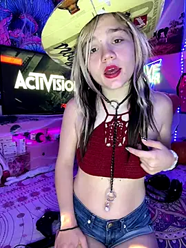 Cutiepiespanks online show from October 23, 9:10 pm