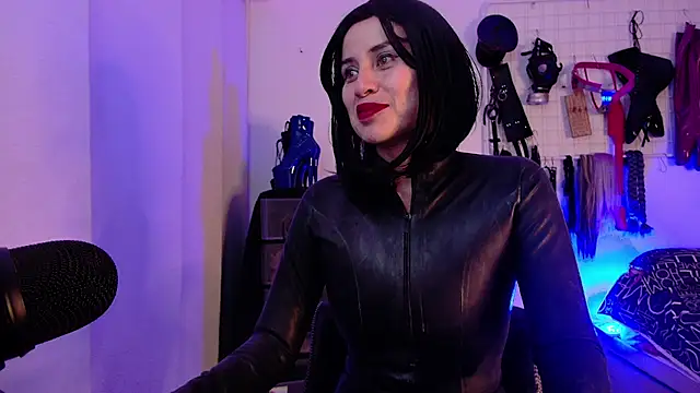 mylatexpleasure online show from July 25, 2:07 am