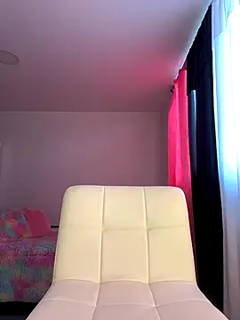 Snapshot of MiaJacksonn chatting on September 14, 12:14 pm MiaJacksonn online show from September 14, 12:14 pm