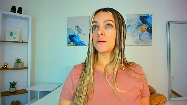 Isabella Harley online show from March 10, 1:26 pm