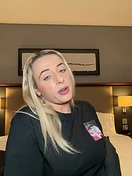 Strongqueen online show from February 13, 8:43 pm