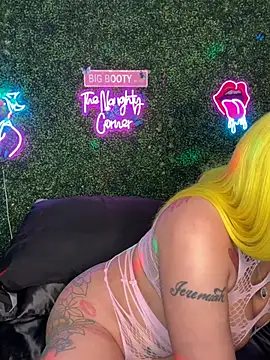 ThickAssRena online show from March 24, 9:03 am