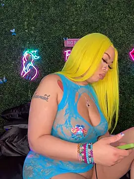 ThickAssRena online show from March 11, 8:07 am