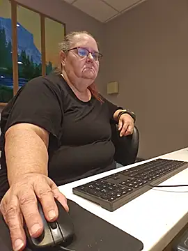 Hornybbw1978 online show from July 24, 6:00 am