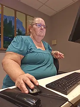 Hornybbw1978 online show from July 29, 5:18 am