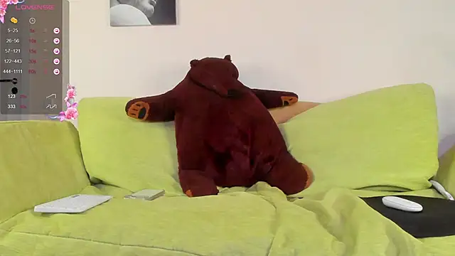 PoisonEvelyn online show from March 14, 5:36 pm