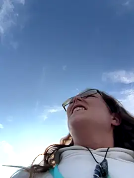 Dakota 02 online show from September 20, 9:35 pm