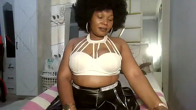 SexyyNana online show from February 21, 8:37 am