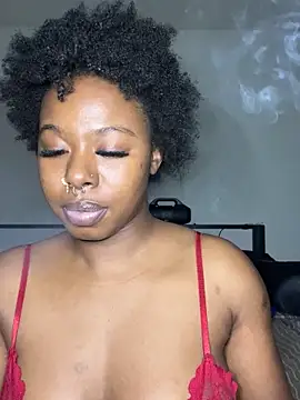 TinyBlazian901 online show from March 5, 4:08 am