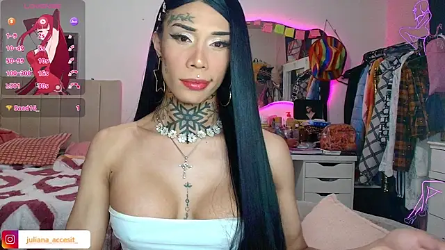 caroline cossei online show from March 2, 5:08 am