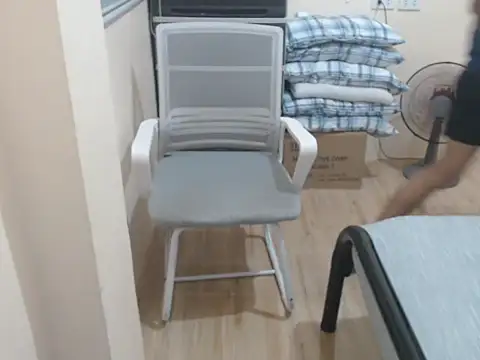 xTheLastVIRGINx online show from April 1, 2:36 pm