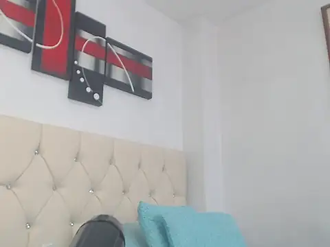 gatasexlucy online show from April 8, 4:09 pm