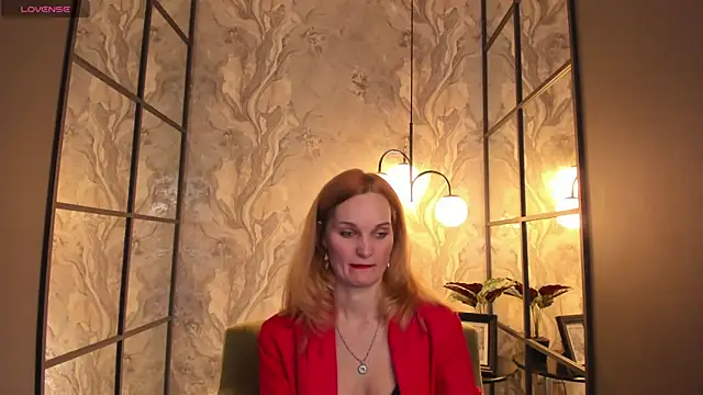 SaraSubtlety online show from December 13, 7:53 pm