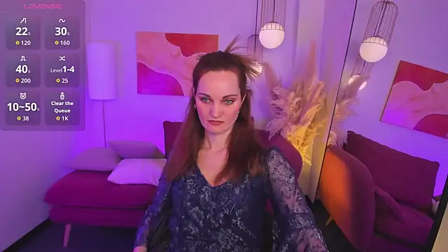 SaraSubtlety online show from April 1, 1:41 pm