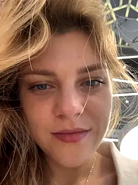 ValenciaShock online show from September 23, 7:06 am