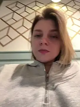 ValenciaShock online show from March 29, 6:23 am