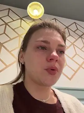 ValenciaShock online show from November 1, 7:12 am