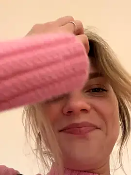 ValenciaShock online show from October 18, 7:11 am