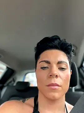 LukeLouHarvey online show from October 23, 4:40 am