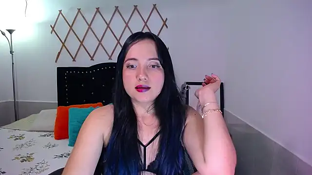 naughty girl 4u online show from September 10, 8:20 pm