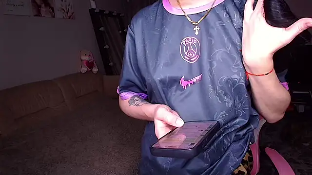   Malika   online show from December 14, 2:01 pm