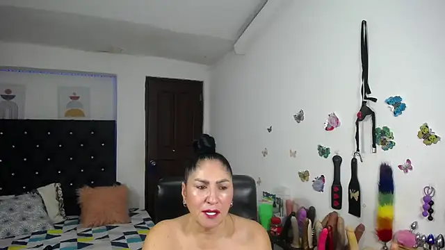mature bigboobs10 online show from May 31, 5:02 am